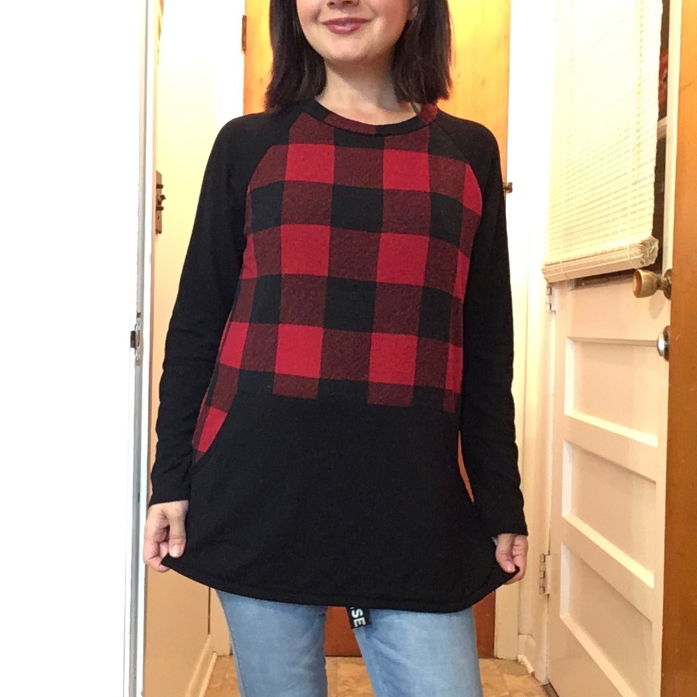 ✨🛍Plaid top w pockets size large kfabdesigns 🖤❤️